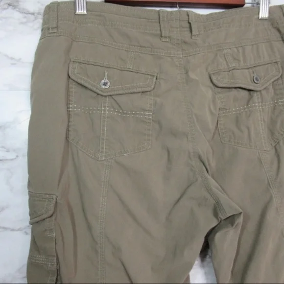 Women’s Kühl Sz 6 roll up green/grey cargo bermuda shorts - Picture 6 of 10